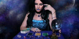 The Anatomy of a Psychic Reading - The Psychic School