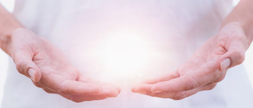 Clairvoyant Healing - The Psychic School